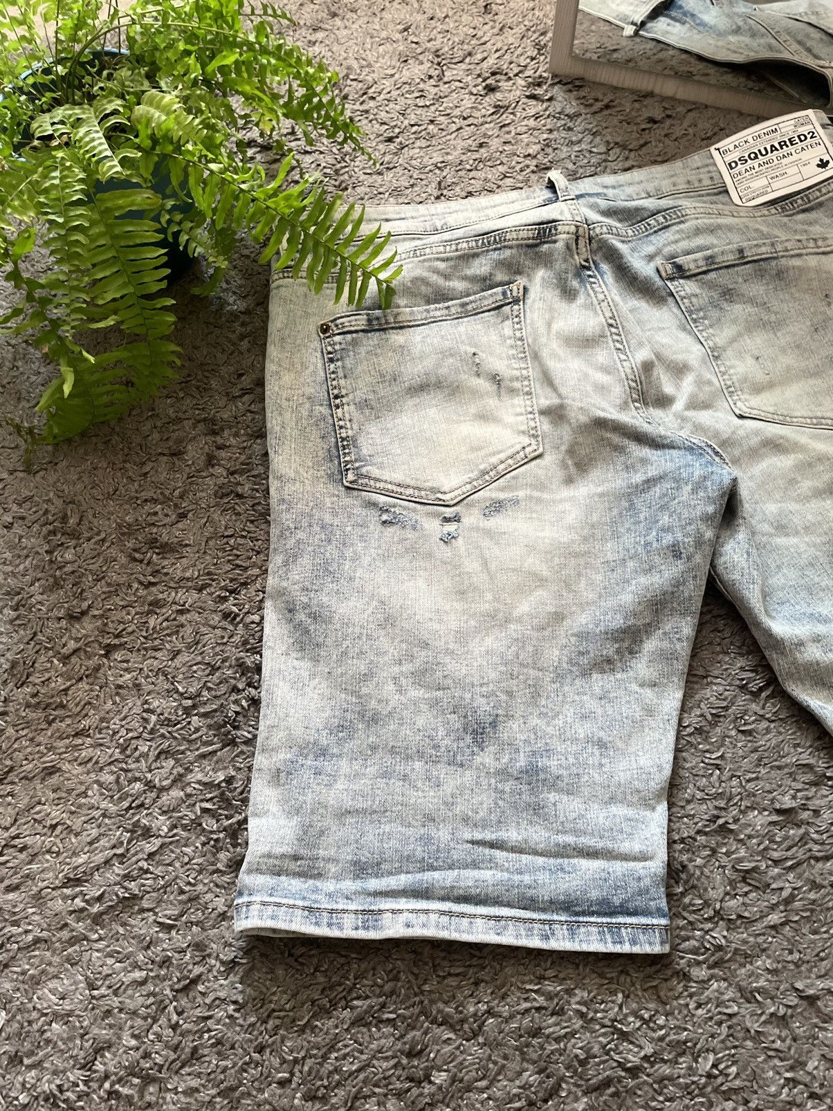 Designer × Dsquared2 Dsquared 2 Shorts Streetwear Vintage Drip Y2k Logo Rare Size US 36 / EU 52 - 14 Thumbnail