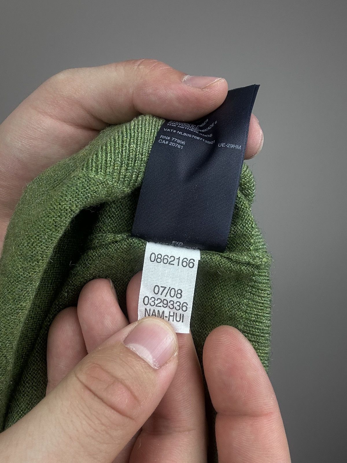 Tommy Hilfiger Green Tommy Hilfiger sweater 100% lambswool wool size L Size US L / EU 52-54 / 3 - 12 Thumbnail