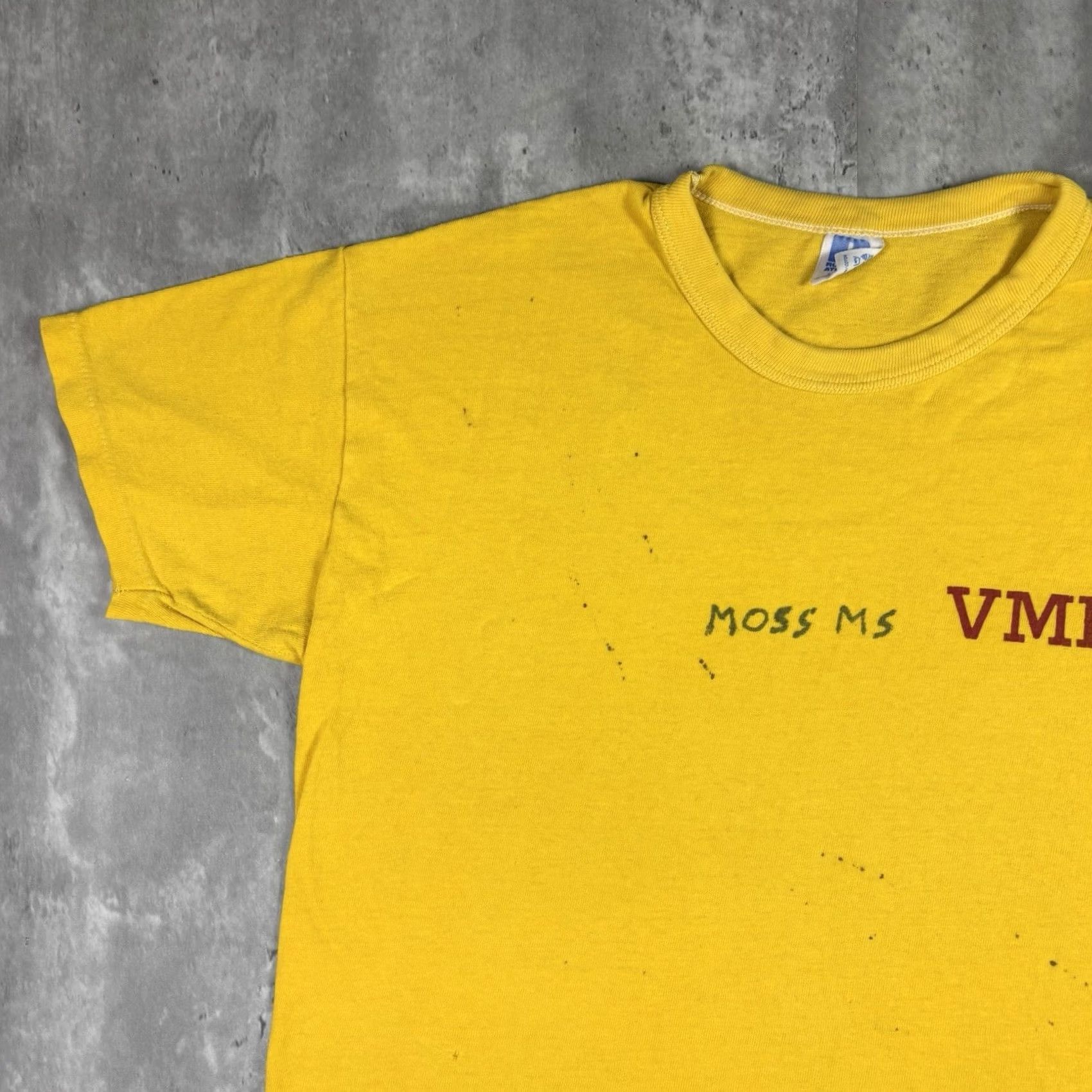 Russell Athletic VINTAGE Russell Athletic Gym T Shirt Yellow 80s Adult L Short Sleeve Crew Neck Cotton Solid Mens Size US L / EU 52-54 / 3 - 6 Thumbnail
