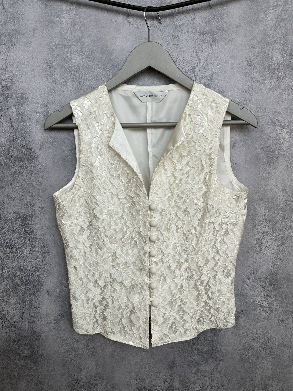 Other Day Meets Night Ivory Lace Vest & Wide Leg Pants Set Elegant Size 28" / US 6 / IT 42 - 2 Thumbnail