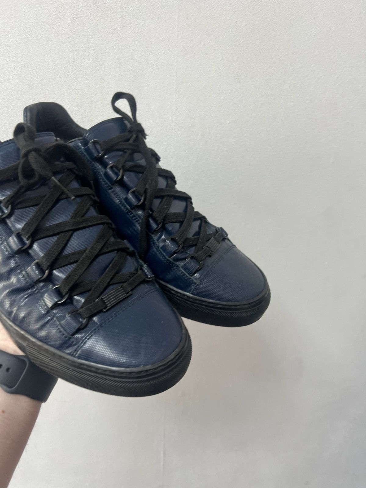 Balenciaga Balenciaga Arena Low Navy Blue Cracked Leather Sneakers Size US 8 / EU 41 - 4 Thumbnail
