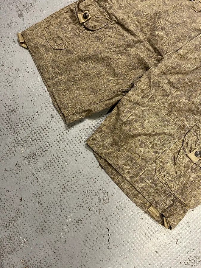 Armani Armani Pattern Beige Cargo Shorts Size US 31 - 6 Thumbnail
