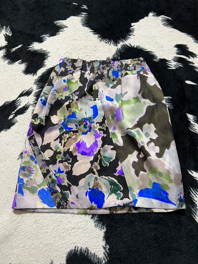 Dries Van Noten DRIES VAN NOTEN Black, white and green silk half skirt Size 35" - 2 Thumbnail