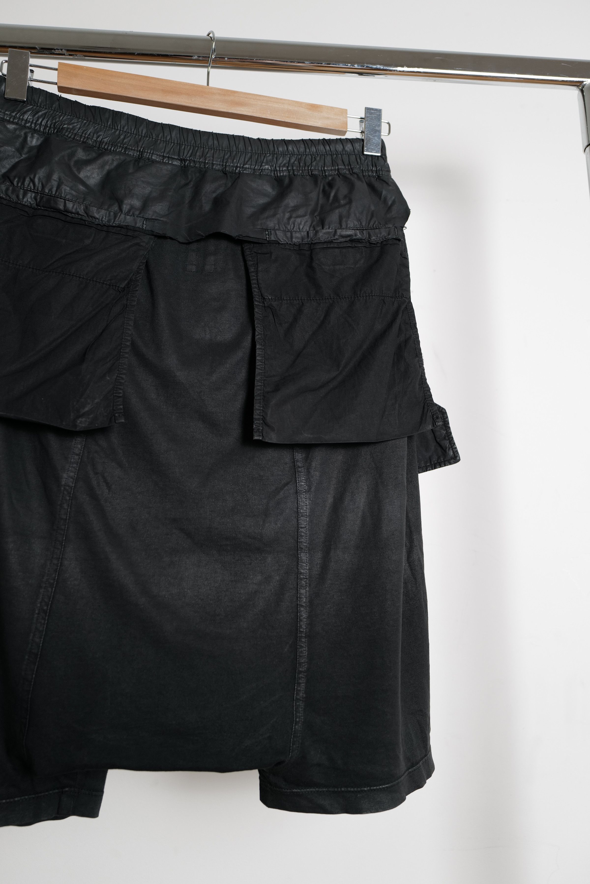 Rick Owens ARCHIVE WAXED INSIDEOUT SHORTS Size US 34 / EU 50 - 13 Thumbnail