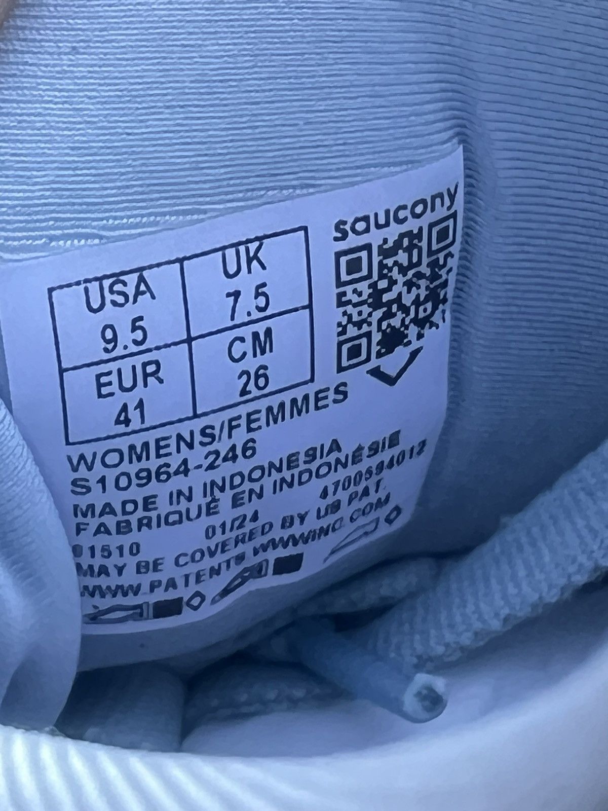 Saucony CLEAN Saucony Triumph 22 size 9.5 Womens shoes Light Blue Size US 9.5 / IT 39.5 - 9 Thumbnail