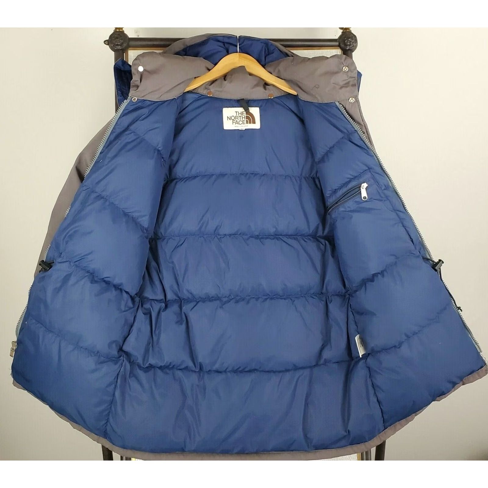 The North Face VTG The North Face Jacket Mens Down Sierra Hooded Puffer Gray Large 80s Vintage Coat Wind-Resistant Water-Resistant Burn Label USA Made - 1980s Size US L / EU 52-54 / 3 - 6 Thumbnail
