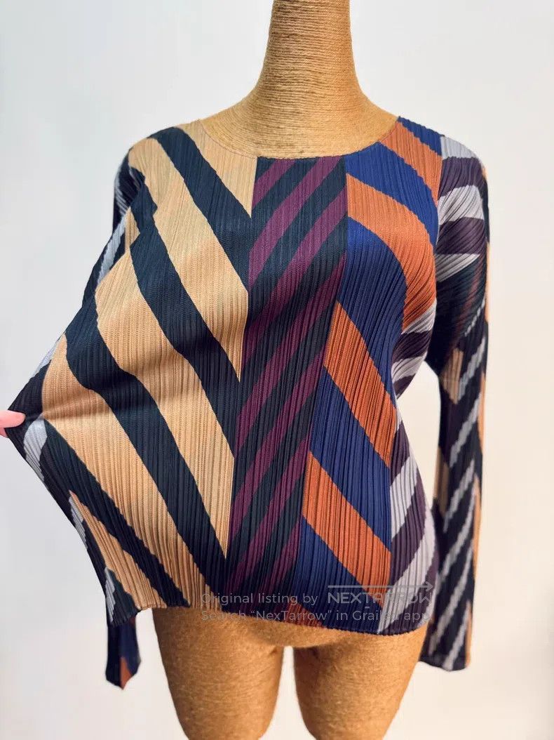 Issey Miyake Issey Miyake Color Block Pleated Stretch Top Size L / US 10 / IT 46 - 2 Thumbnail