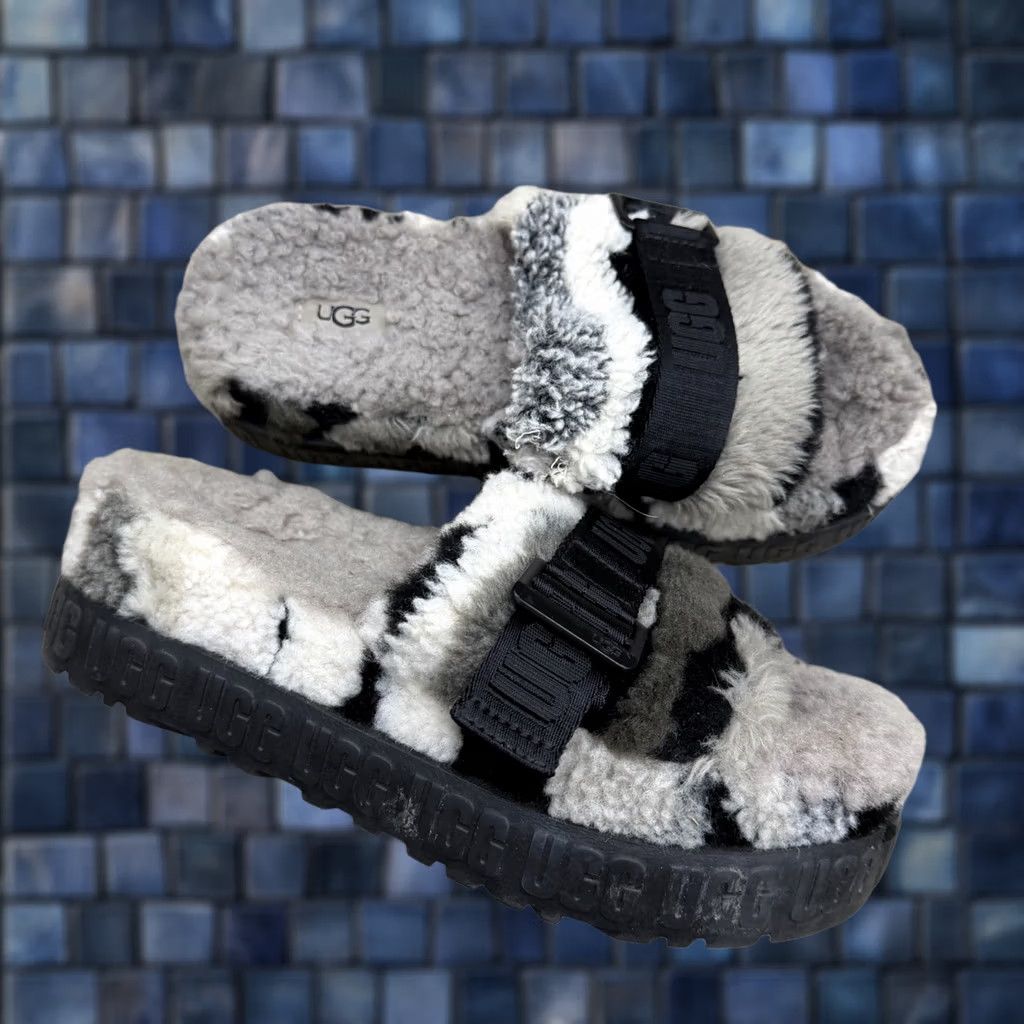 Ugg UGG Fluffita Cali Collage Slide Slippers Gray White Black Faux Fur Size 7 Slides Women Casual Slipper Slipper, Slid Size US 7 / IT 37 - 1 Thumbnail