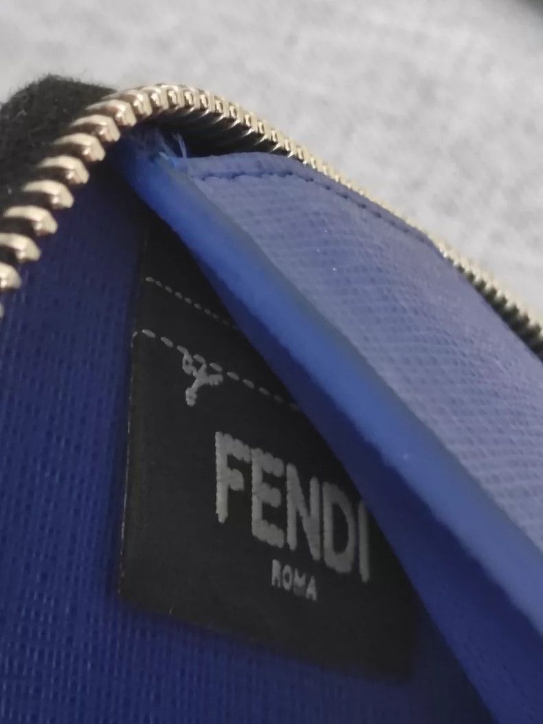 Fendi Fendi Charms Chain Wallet Pouch Size ONE SIZE - 8 Thumbnail