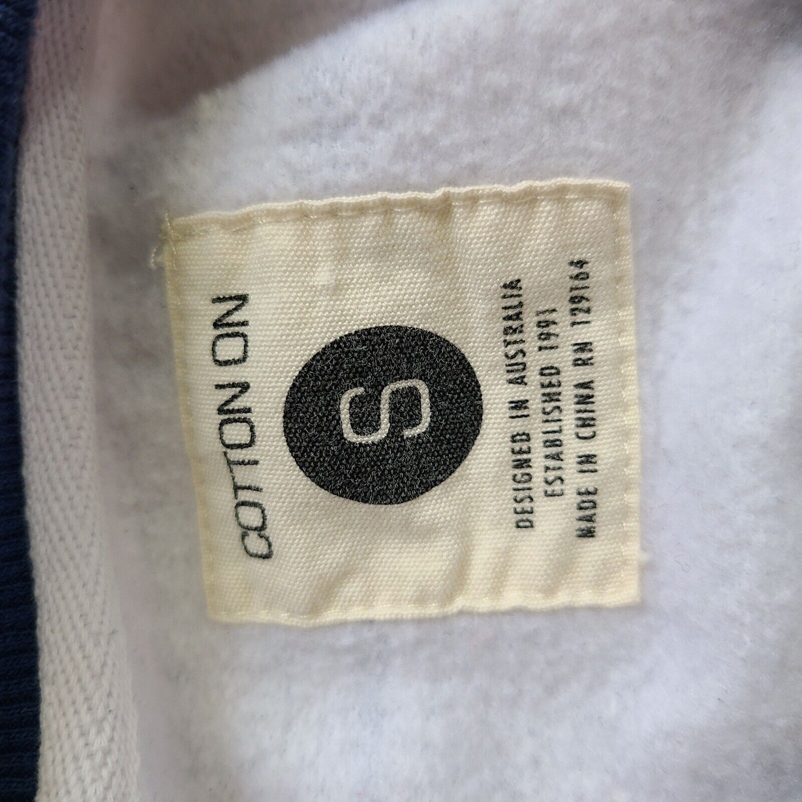 Cotton On cotton on white navy stripped sweater Size Small 4 6 Size S / US 4 / IT 40 - 6 Thumbnail