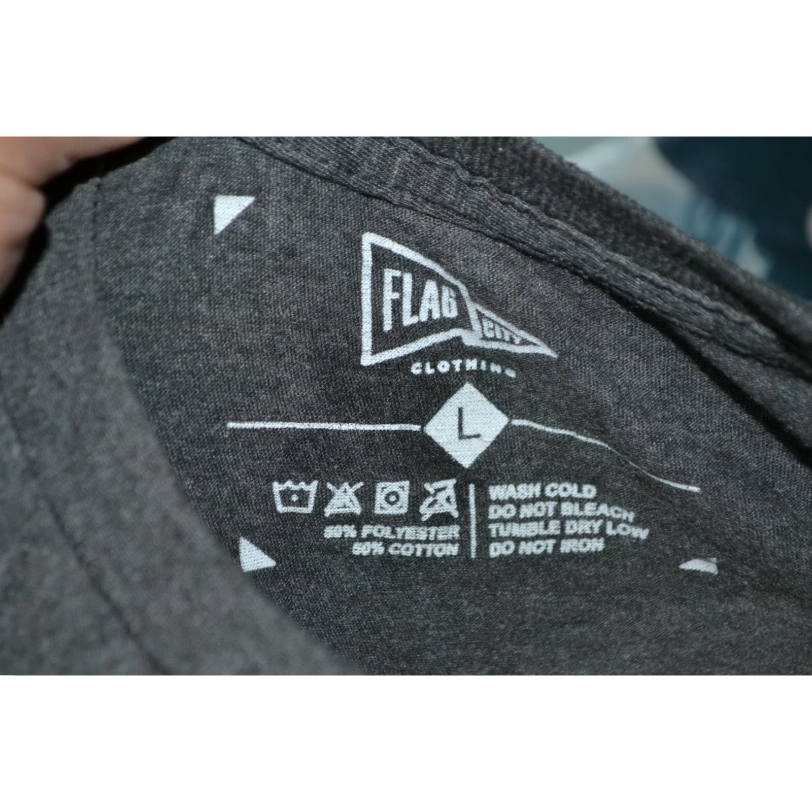 Vintage Flag City T-Shirt Men Large Gray 50/50 Graphic Tee Findlay OH City Logo Vintage? (No, not vintage) Size US L / EU 52-54 / 3 - 3 Thumbnail