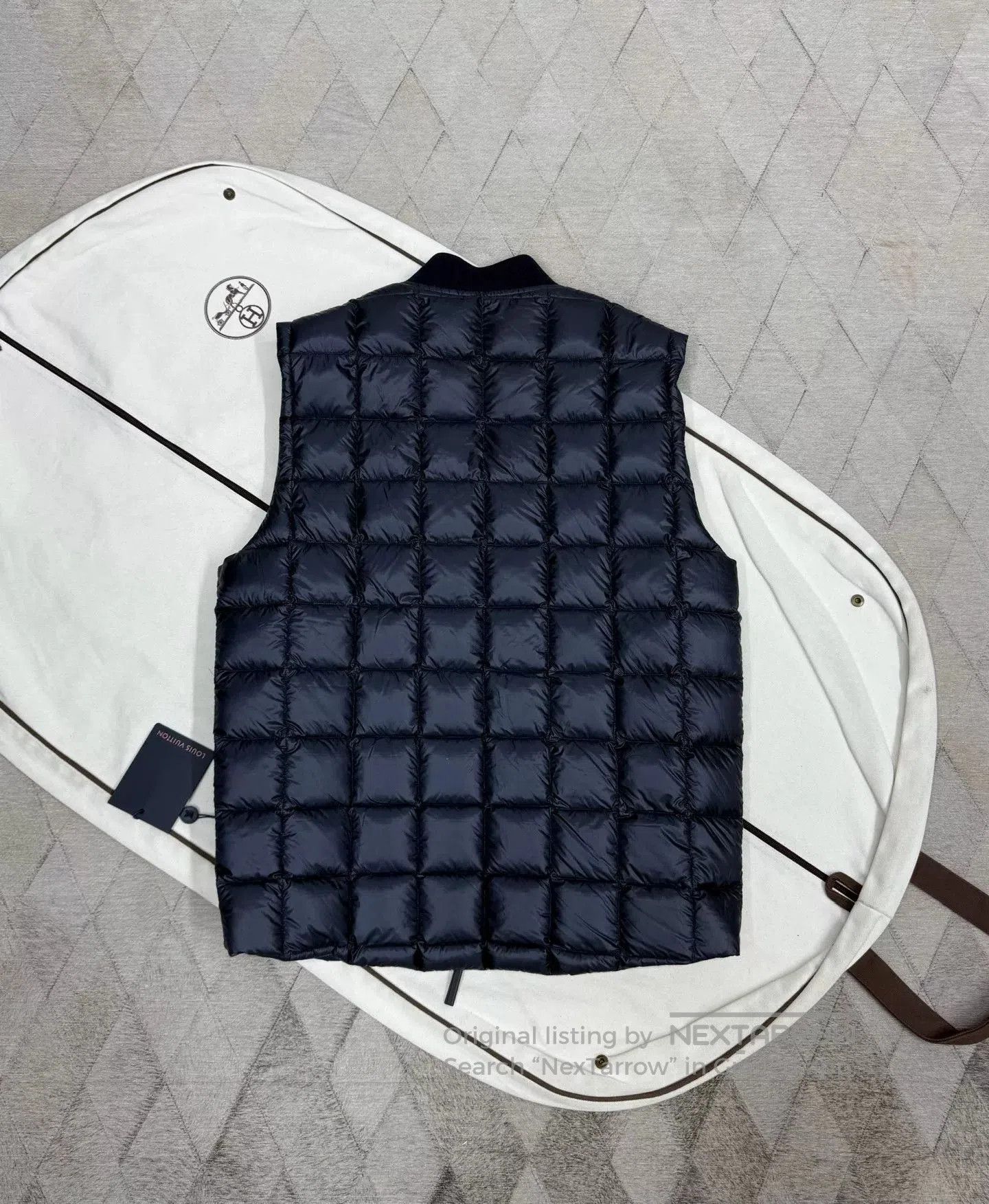 Louis Vuitton LV Reversible Down Vest. Size US M / EU 48-50 / 2 - 3 Thumbnail