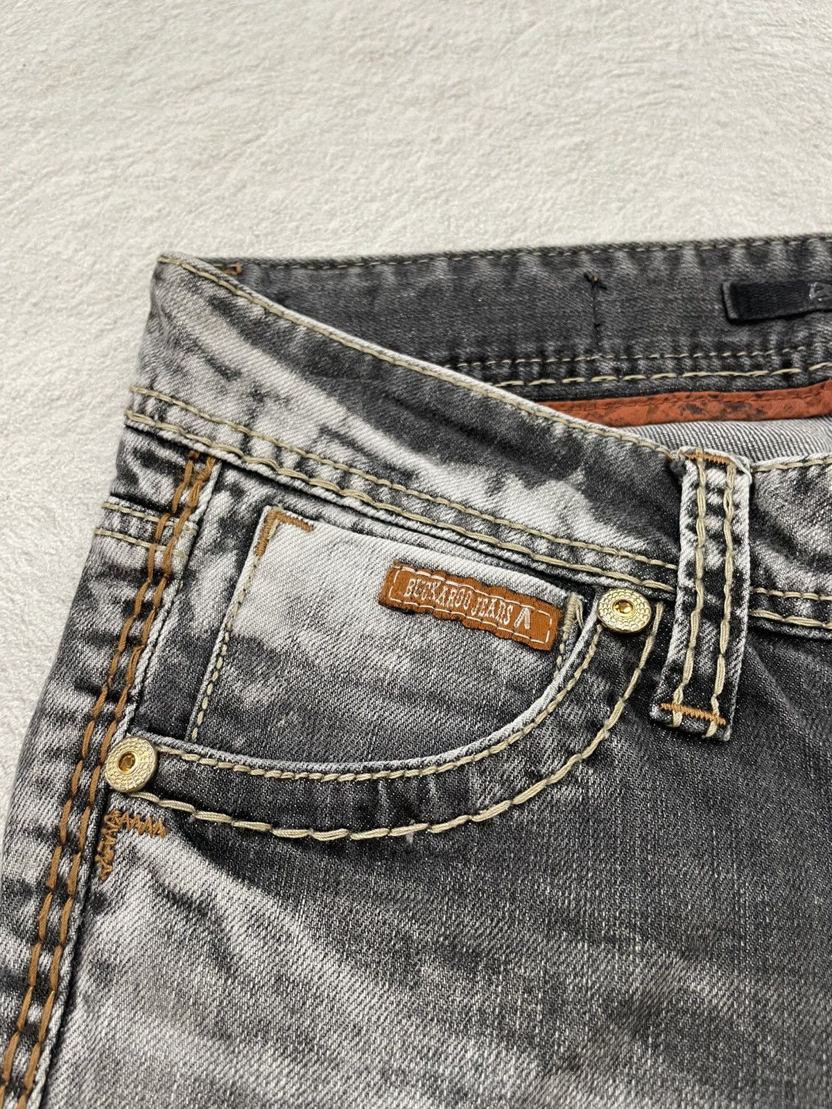 Japanese Brand 00s Buckaro Flare Denim Mudwash Grey Y2K Japan Size US 28 / EU 44 - 6 Thumbnail