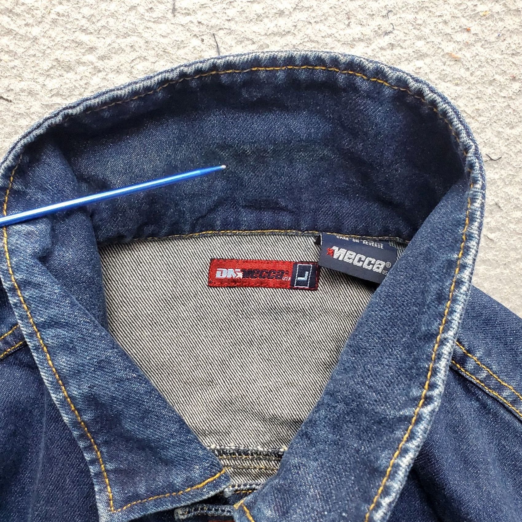 Vintage VINTAGE Mecca Jean Jacket Mens Large Blue Denim Hip Hop Graphic Patch Streetwear Jacket Size US 33 - 6 Thumbnail
