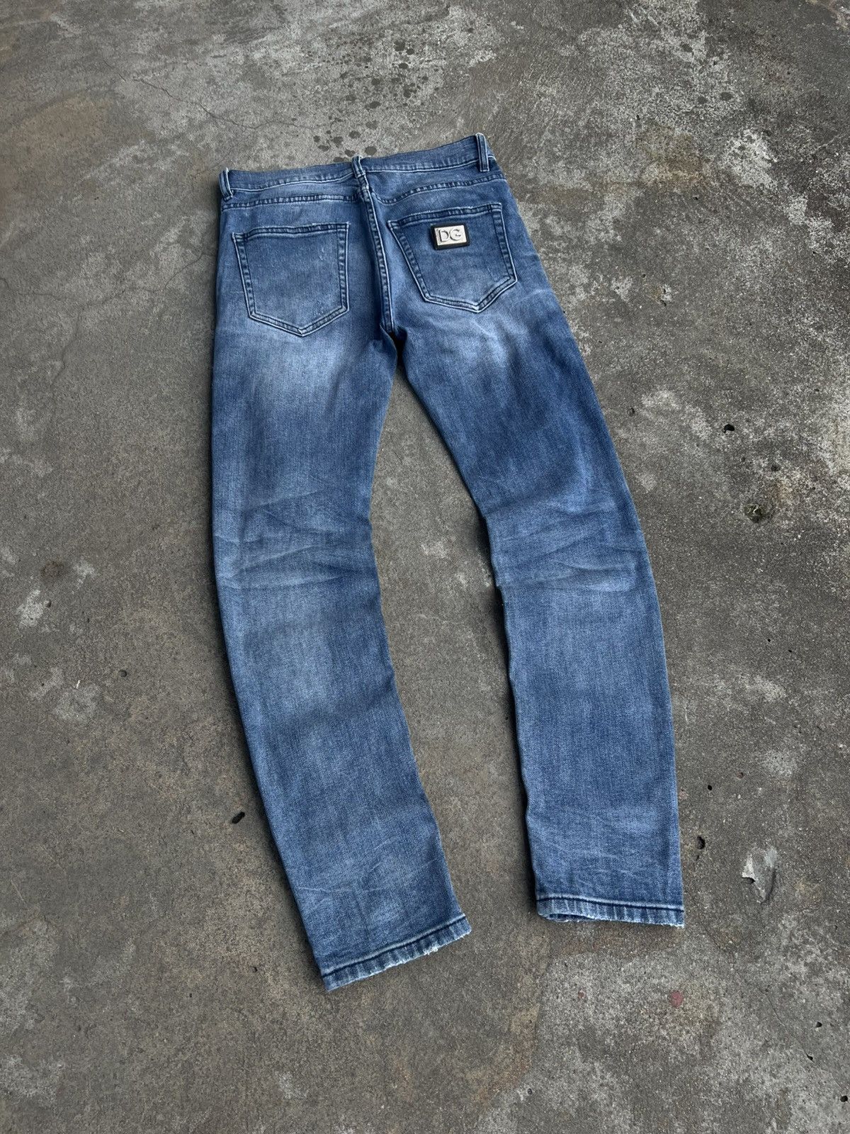 Dolce & Gabbana Crazy Vintage Dolce&Gabbana Big Metal Logo Distressed Jeans Size US 31 - 2 Thumbnail