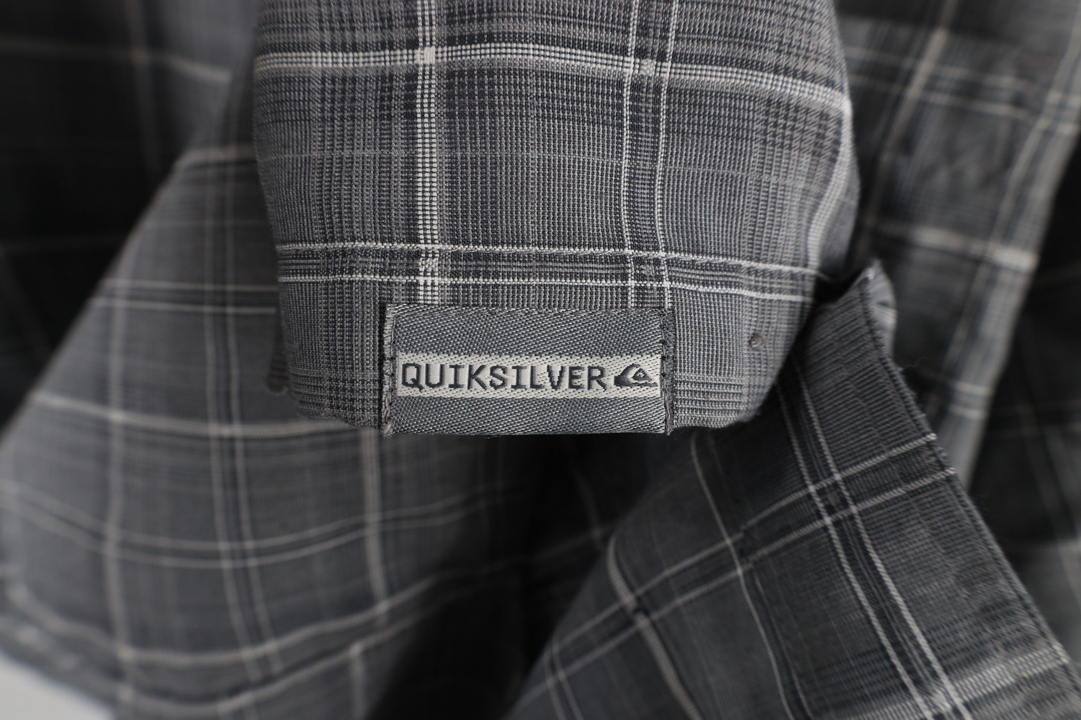 Quiksilver × Vintage Vintage 90s Quiksilver Short Sleeve Collared Button Shirt Size US XL / EU 56 / 4 - 6 Thumbnail