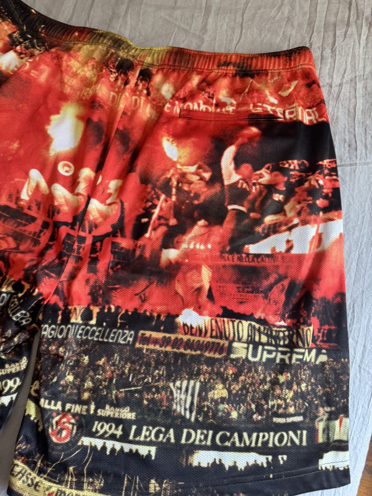 Supreme Supreme Vinci Per Noi Soccer Short Size US 40 / EU 56 - 8 Thumbnail