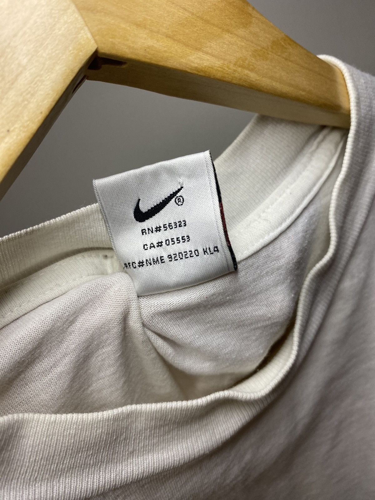 Nike × Vintage Vintage 90s Nike Small Swoosh Basic Wased Tee Size US L / EU 52-54 / 3 - 3 Thumbnail