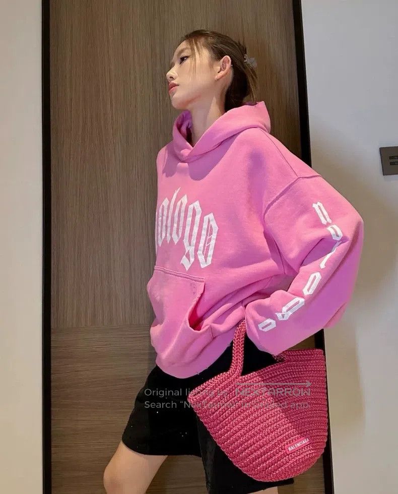 Balenciaga Balenciaga Sweatshirt Size US S / EU 44-46 / 1 - 5 Thumbnail