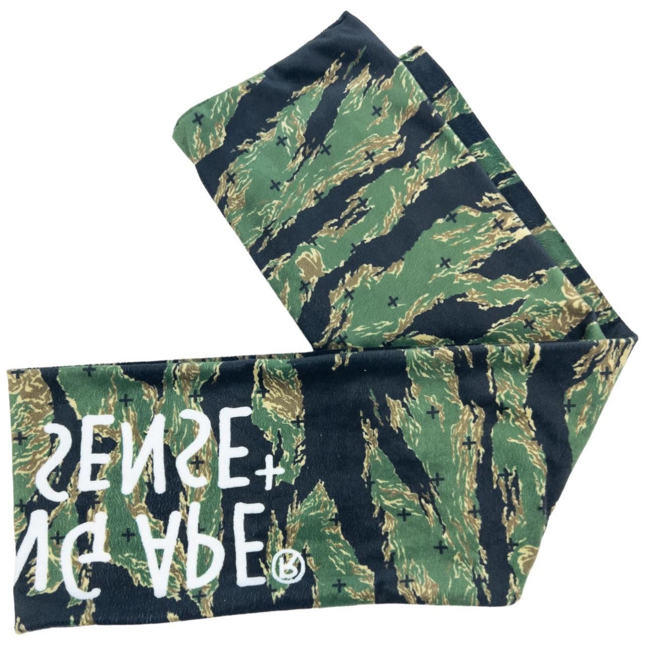 Bape Vintage BAPE Common Sense Camo Scarf Size ONE SIZE - 5 Thumbnail