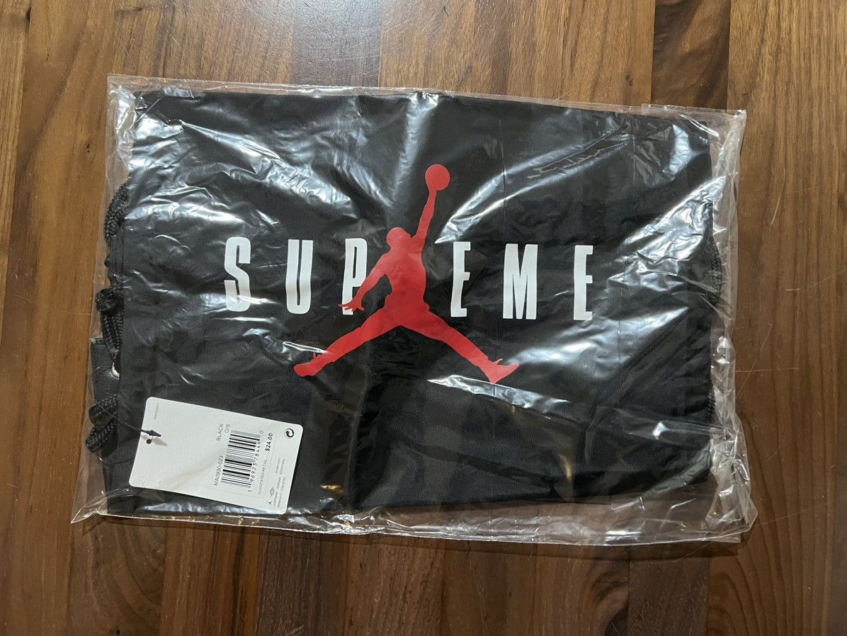 Supreme®/Jordan® Drawstring Bag 2024FW Supreme x Jordan】 正規品☆ 24FW Drawstring Bag Black (Supreme