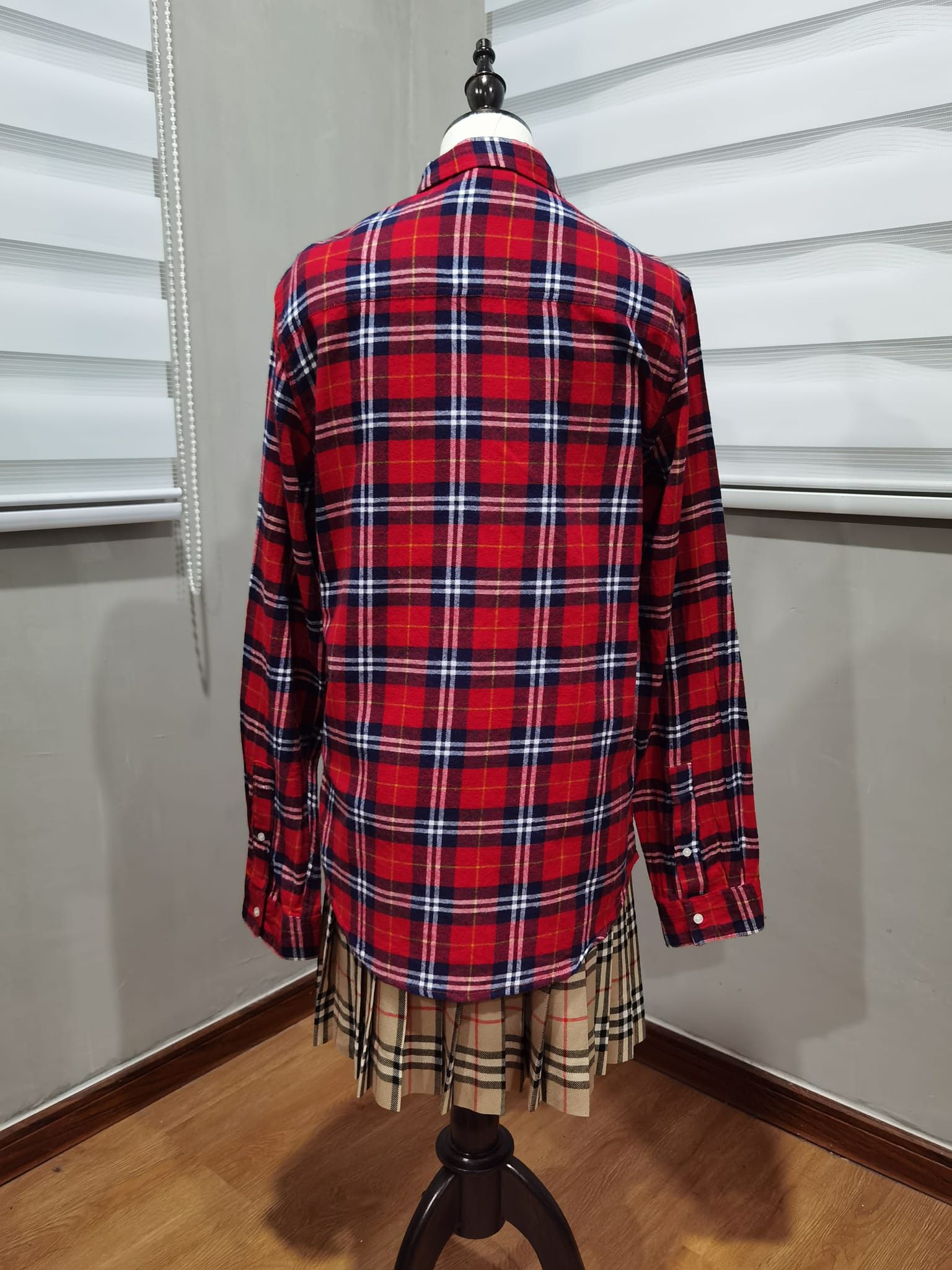 Other LIVERPOOL F. C flannel unisex S 2172 Size US S / EU 44-46 / 1 - 2 Thumbnail