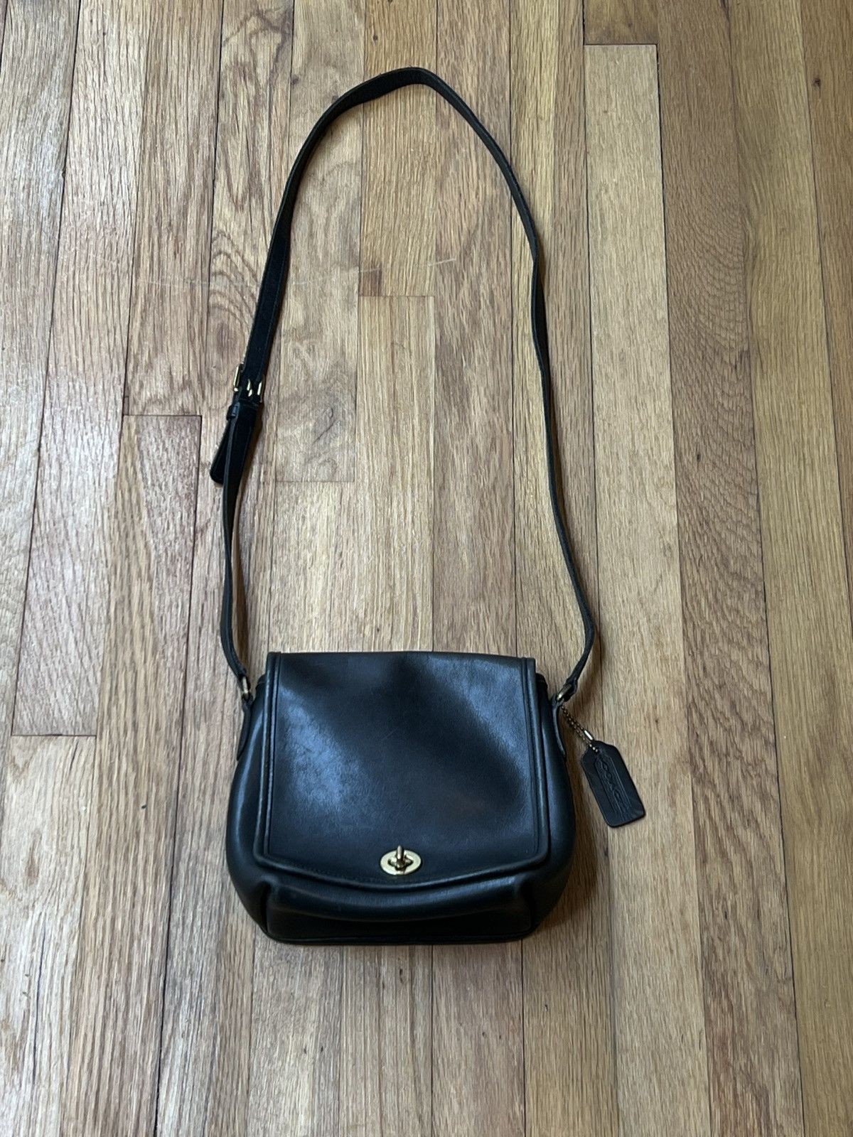 Coach Coach Legacy Companion 9076 Crossbody Purse Black Leather Size ONE SIZE - 5 Thumbnail