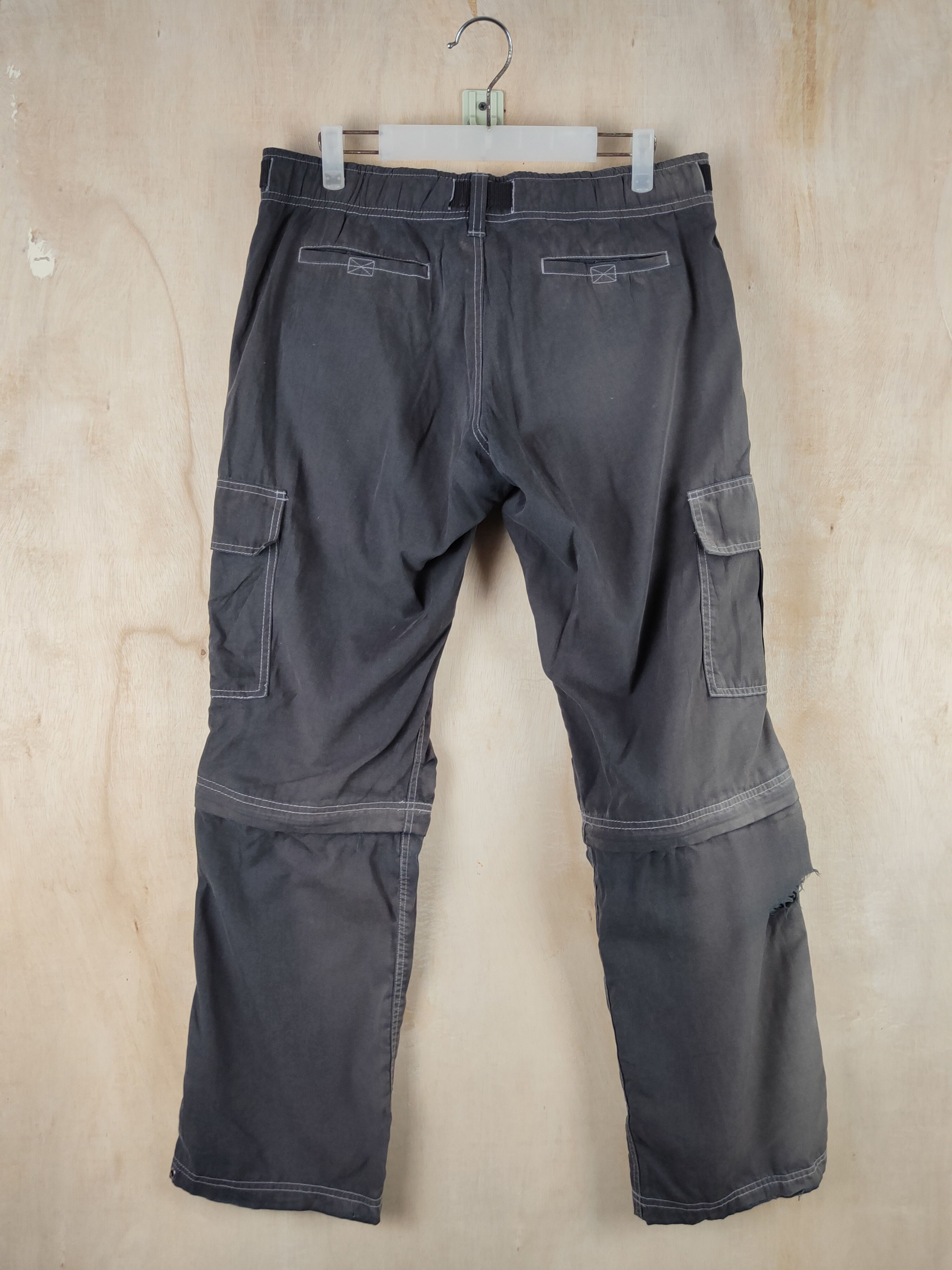 Japanese Brand Japanese Brand Black Faded Multipocket Cargo Pants #S2504 Size US 33 - 8 Thumbnail