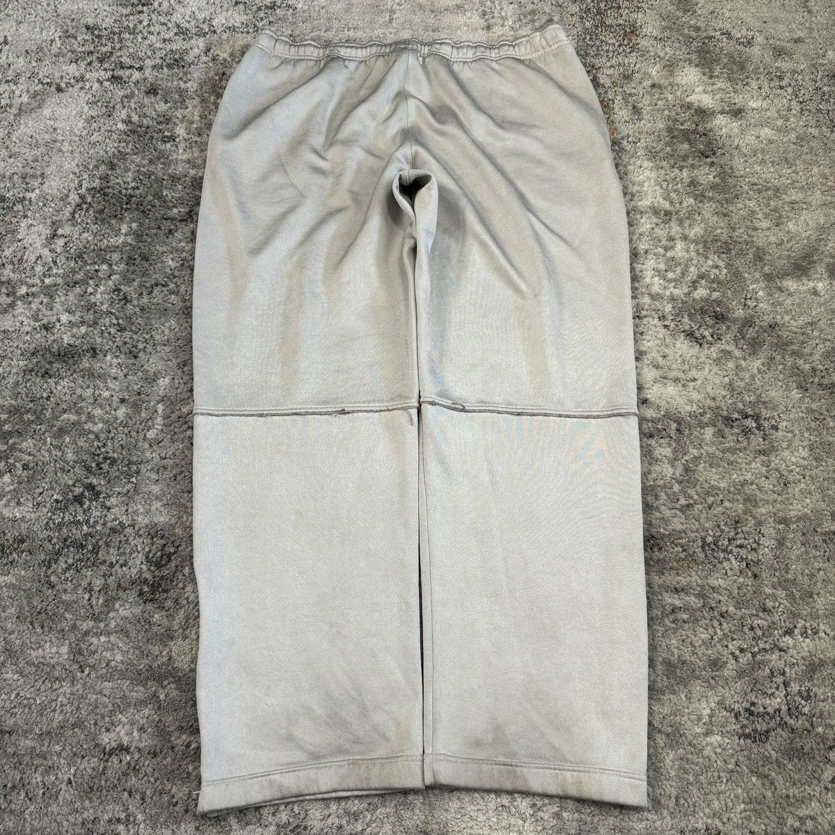 Nike × Vintage Vintage Y2K Nike baggy wide leg light grey sweatpants Size US 40 / EU 56 - 4 Thumbnail