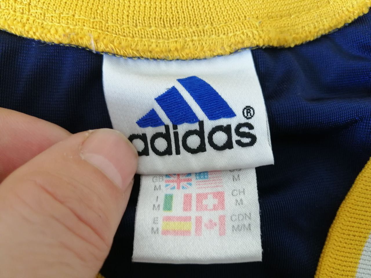 Adidas × Vintage 1998-99 adidas Tank Top- (M) Size US M / EU 48-50 / 2 - 6 Thumbnail