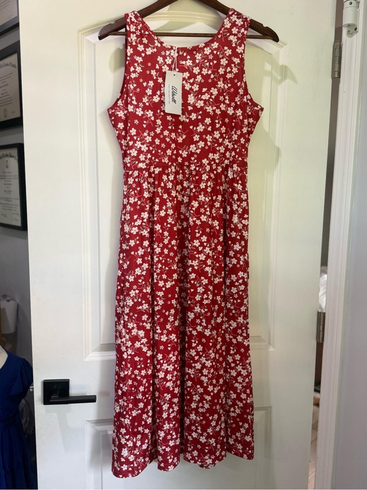 Other Red Floral Midi Dress with Scoop Neck Size M / US 6-8 / IT 42-44 - 6 Thumbnail
