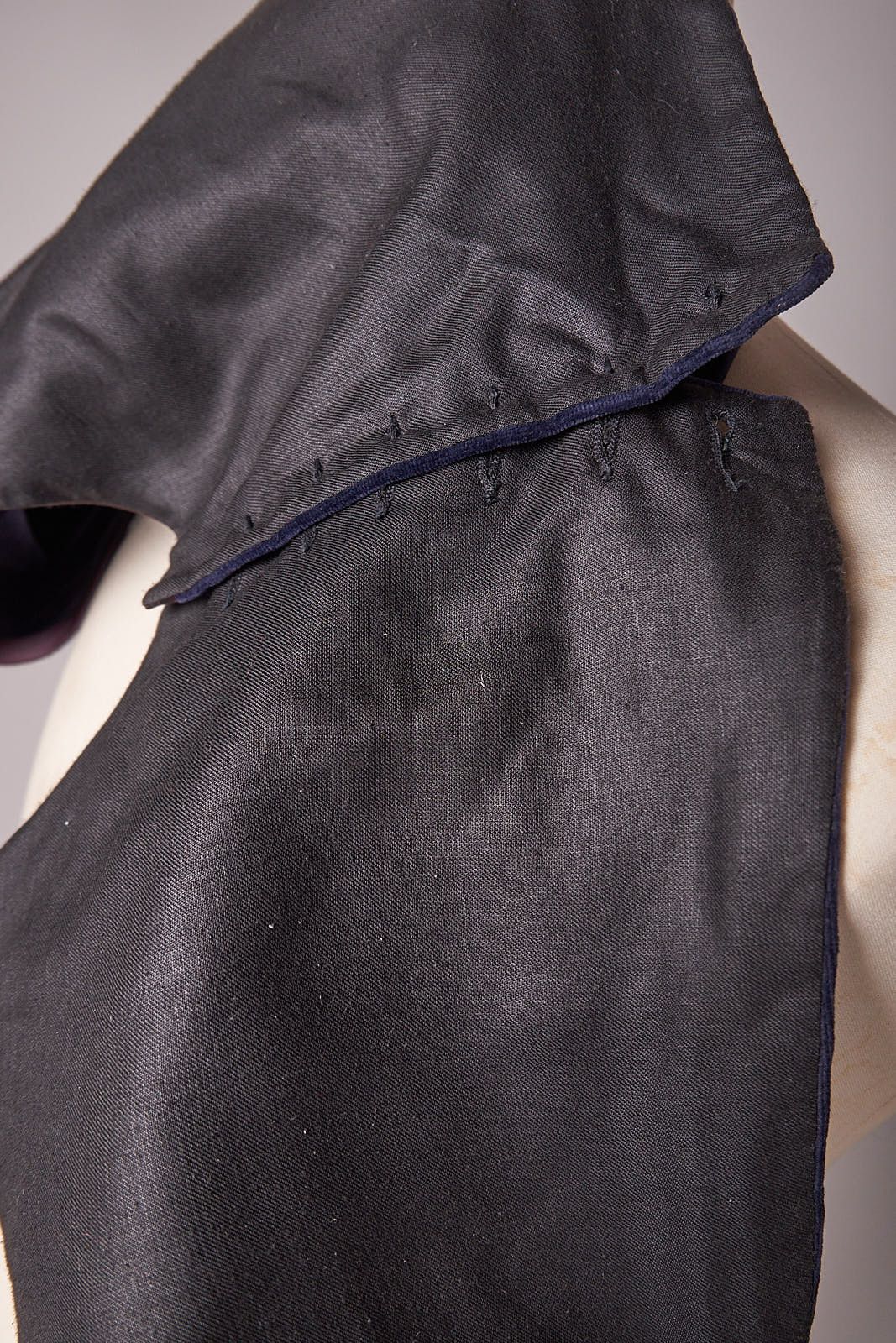 Vintage Vintage Blue Violet Velvet 1970s Tuxedo Vest Size 40L - 6 Thumbnail