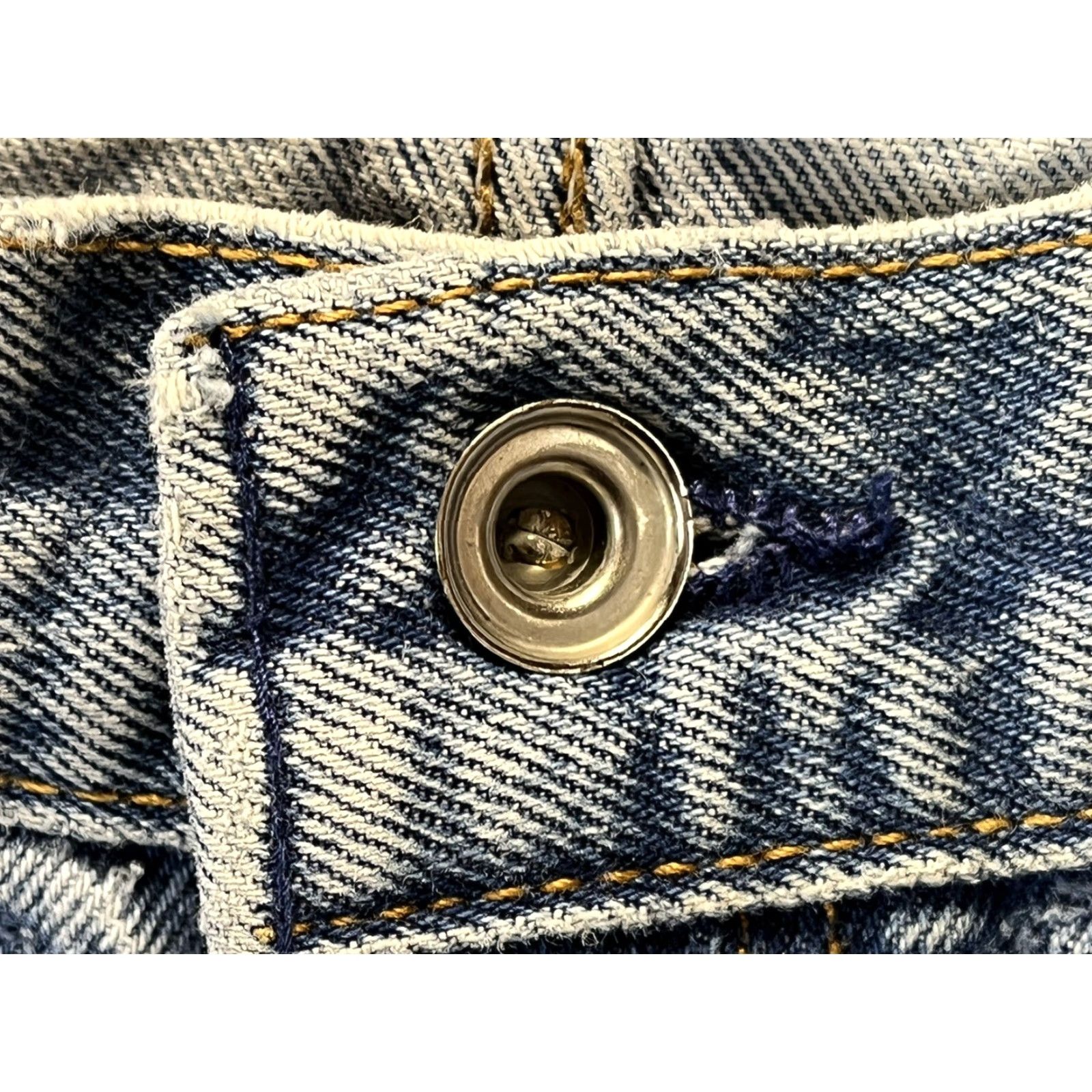 Levi's Mens Vintage Levi’s 505 Jeans Sz 36 X 30 READ 100% Cotton Levi's 505 Jeans Model Straight Style Cotton Blue Regular Men Size 36 Inseam 30 Size US 36 / EU 52 - 5 Thumbnail