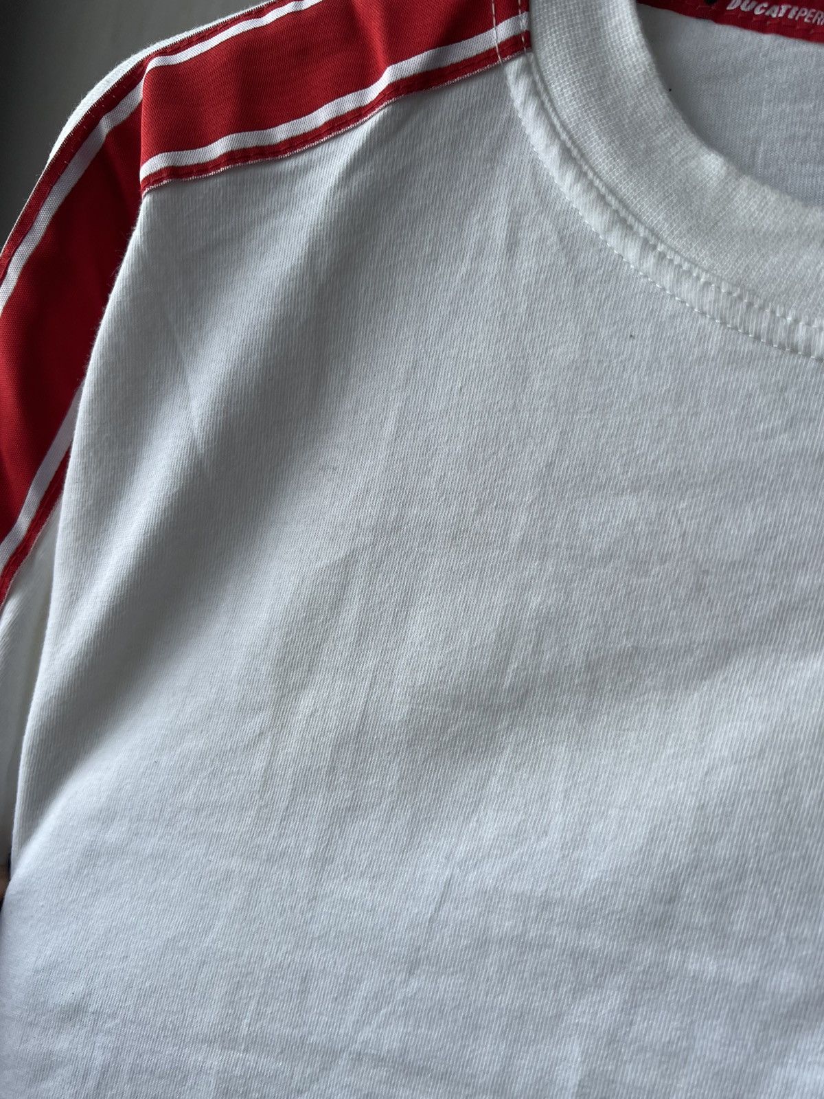 Ducati 00’S DUCATI CORSE ITALY RACING SCUDERRIA VINTAGE LONG SLEEVE Size US L / EU 52-54 / 3 - 7 Thumbnail