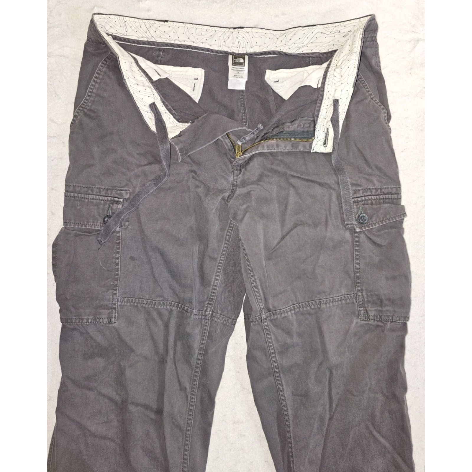 The North Face The North Face Classic Carrgo Pants W/ Draw Stings Outdoors Mens Size 36x30 Gray Size US 36 / EU 52 - 7 Thumbnail