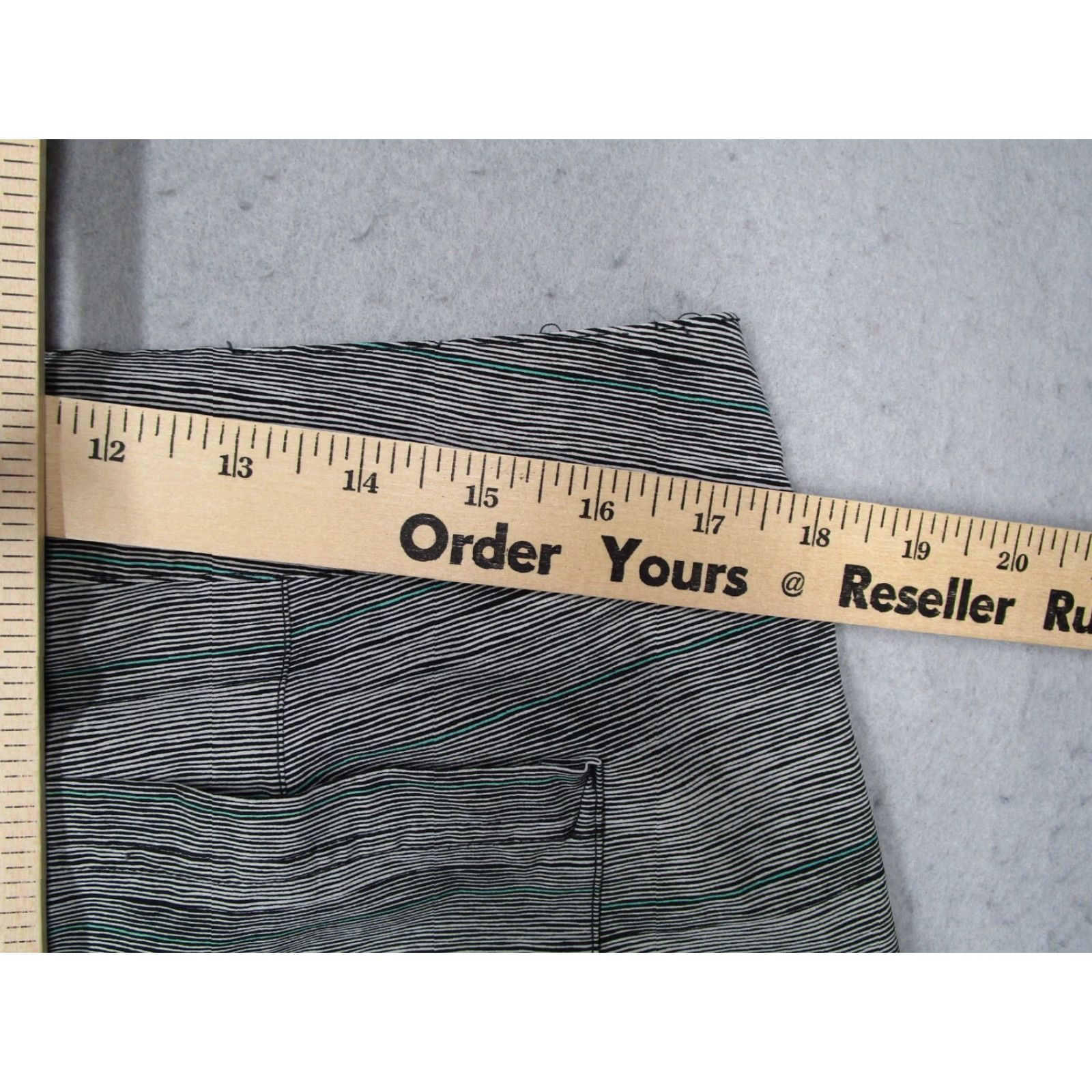 Rhone Vintage Rhone Men's Board Shorts 36 Gray 9" Swim Trunks Beach Surf Active Athletic Size US 36 / EU 52 - 7 Thumbnail