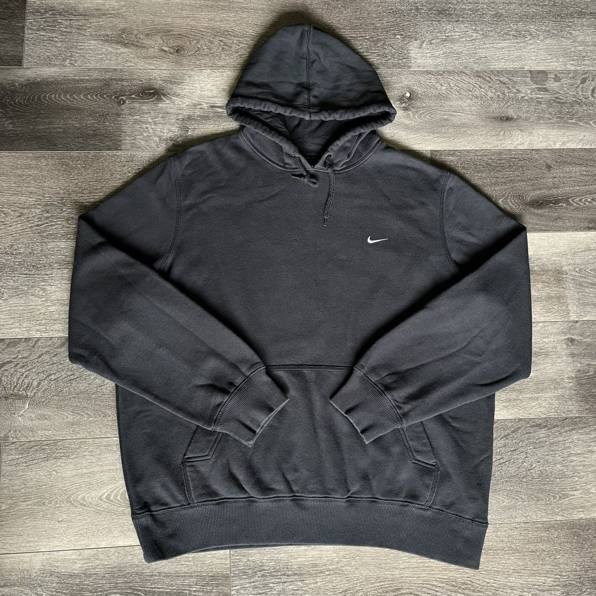 Nike Vintage 2000s Nike Basic Logo Swoosh Pullover Black Hoodie Size US XL / EU 56 / 4 - 2 Thumbnail