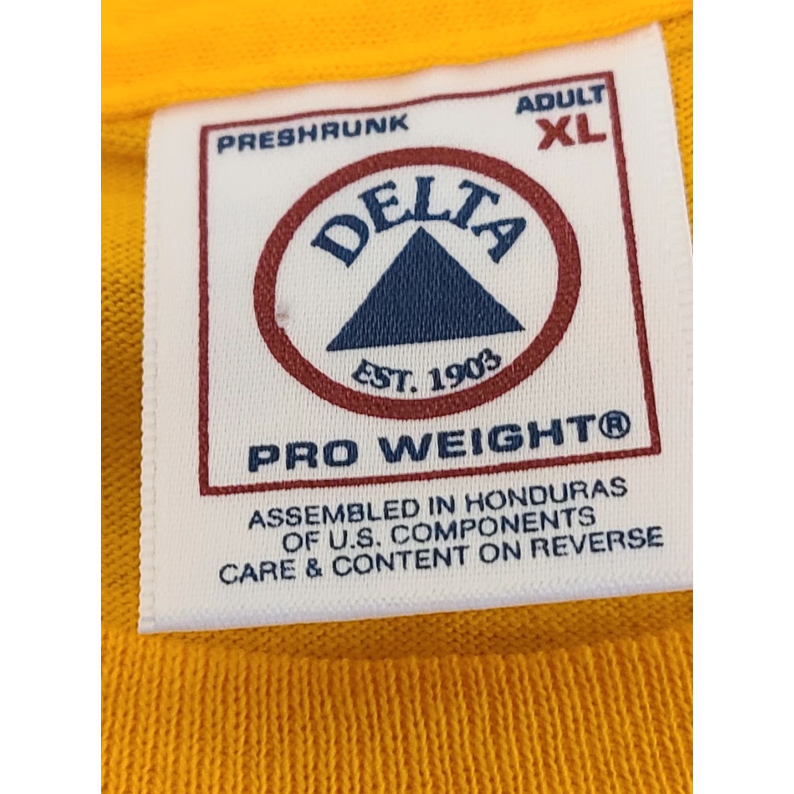 Delta VINTAGE Delta NASCAR Shirt XL Men's Yellow 100% Cotton Short Sleeve T-Shirt Racing Cars Print Size US XL / EU 56 / 4 - 5 Thumbnail