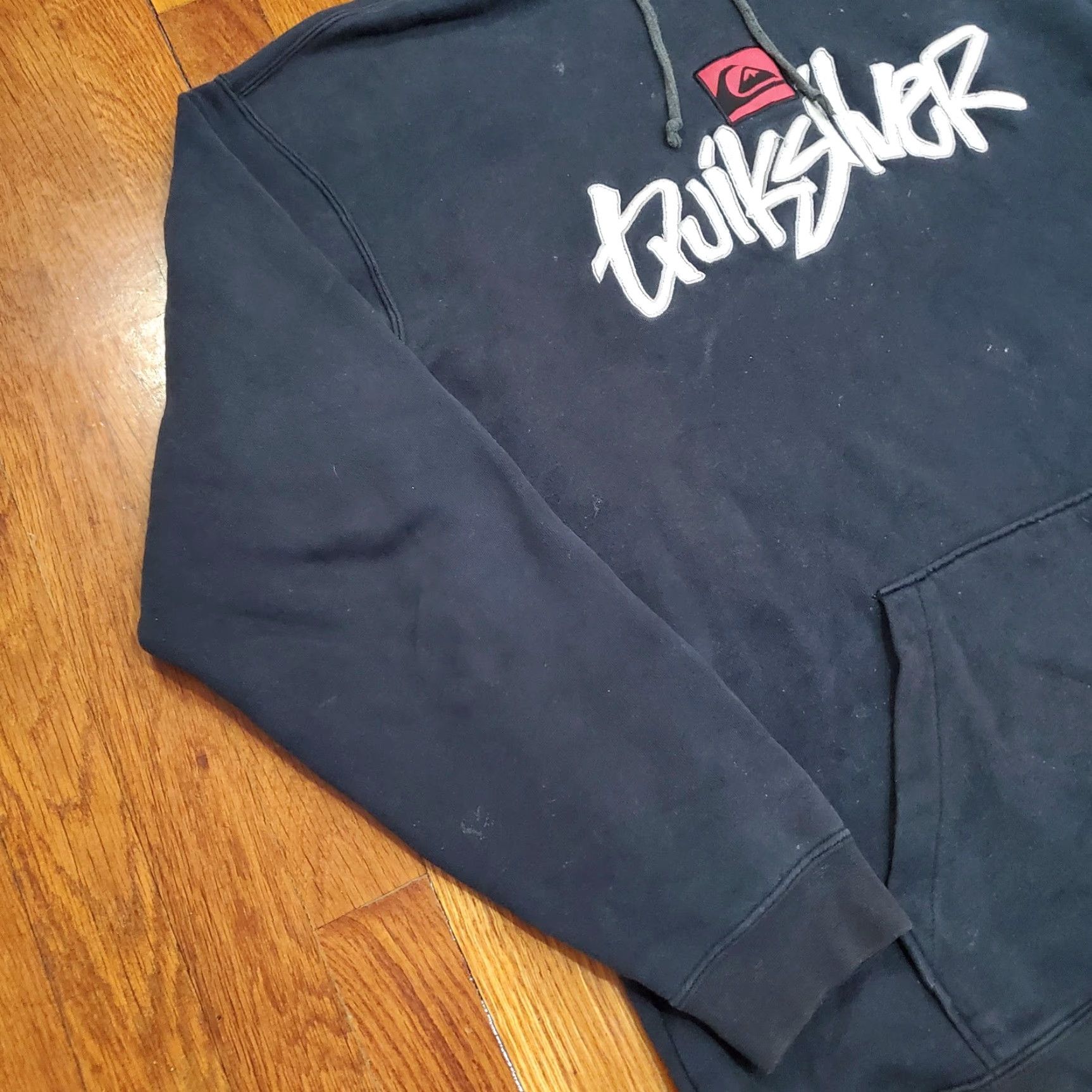Quiksilver VINTAGE Quiksilver Hoodie Mens M Black Pullover Fleece Sweatshirt Logo 90s Gothic Outdoor Sports Graphic Print Kangaroo Pocket Size US M / EU 48-50 / 2 - 2 Thumbnail