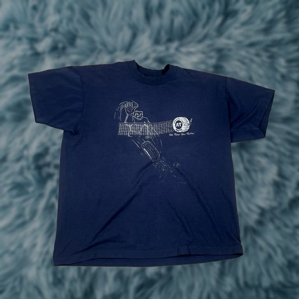 Fruit Of The Loom VINTAGE Tire Shop Tshirt SINGLE STITCH Made In USA XL Blue Mens Shirt USA Stitch Fruit of the Loom 90s Size US XL / EU 56 / 4 - 1 Thumbnail
