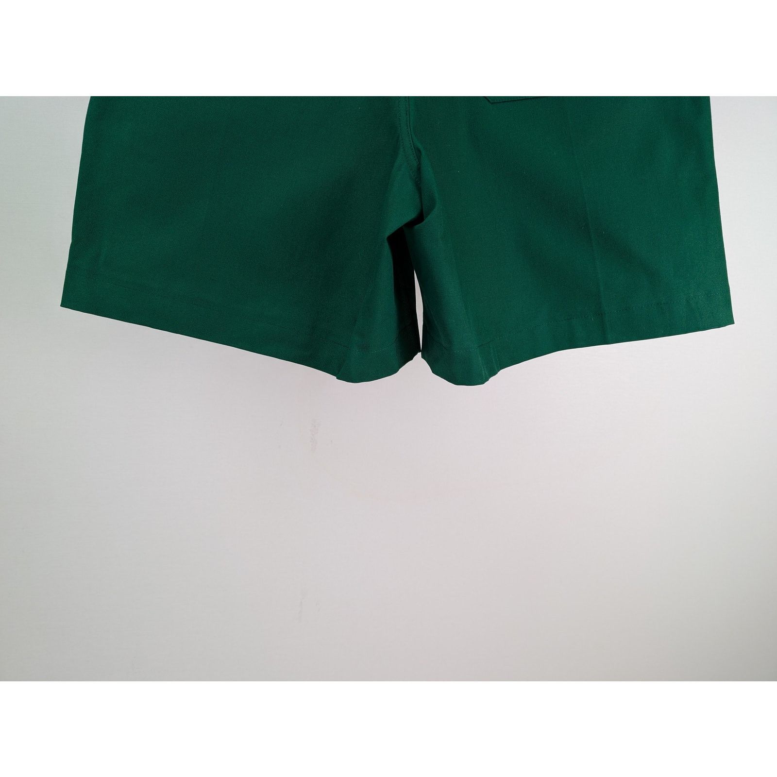 Valentino o1rshd1 CC20 Valentino Green Creased Shorts in Basil Green Size US 34 / EU 50 - 9 Thumbnail