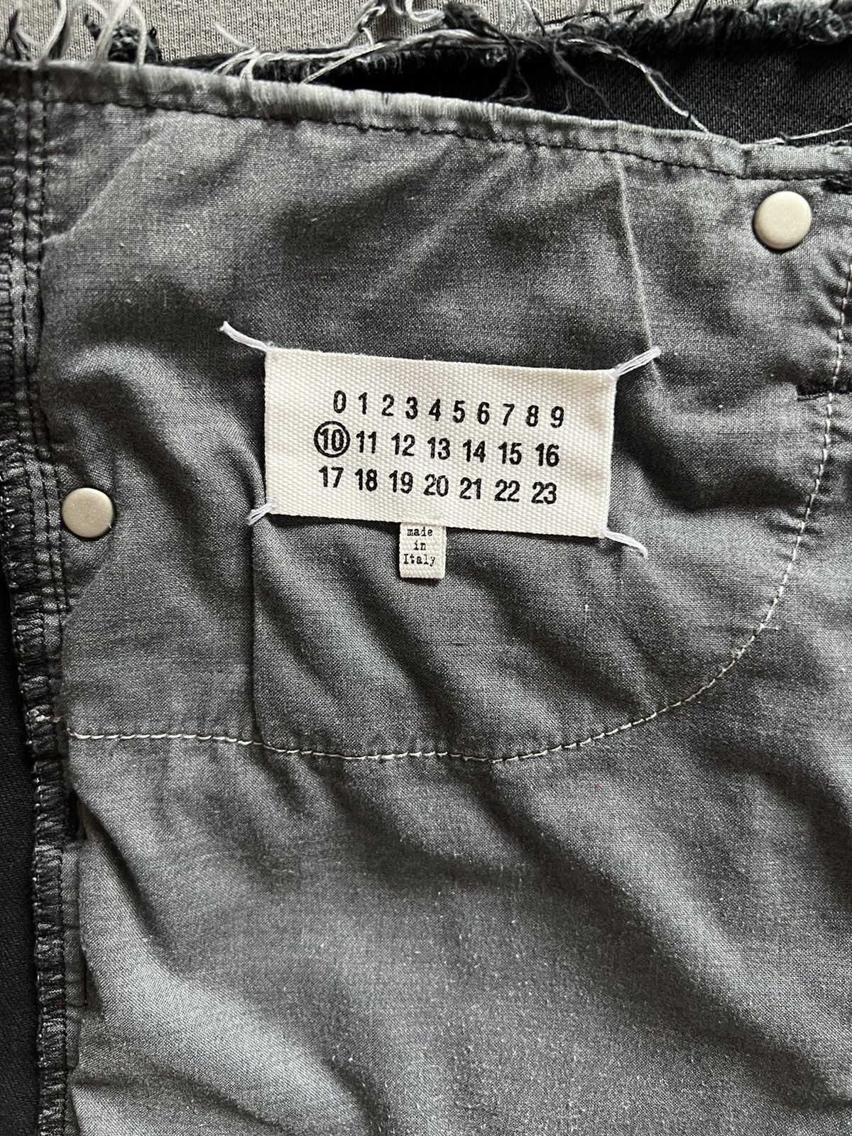 Maison Margiela Maison Margiela Two-Tone Jeans Size US 33 - 2 Thumbnail