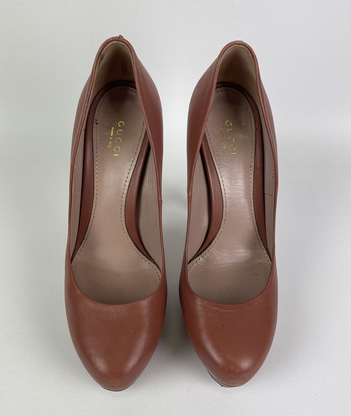 Designer Gucci Patent Leather Platform Pumps Heels Shoes Size 38.5 Size US 8.5 / IT 38.5 - 3 Thumbnail