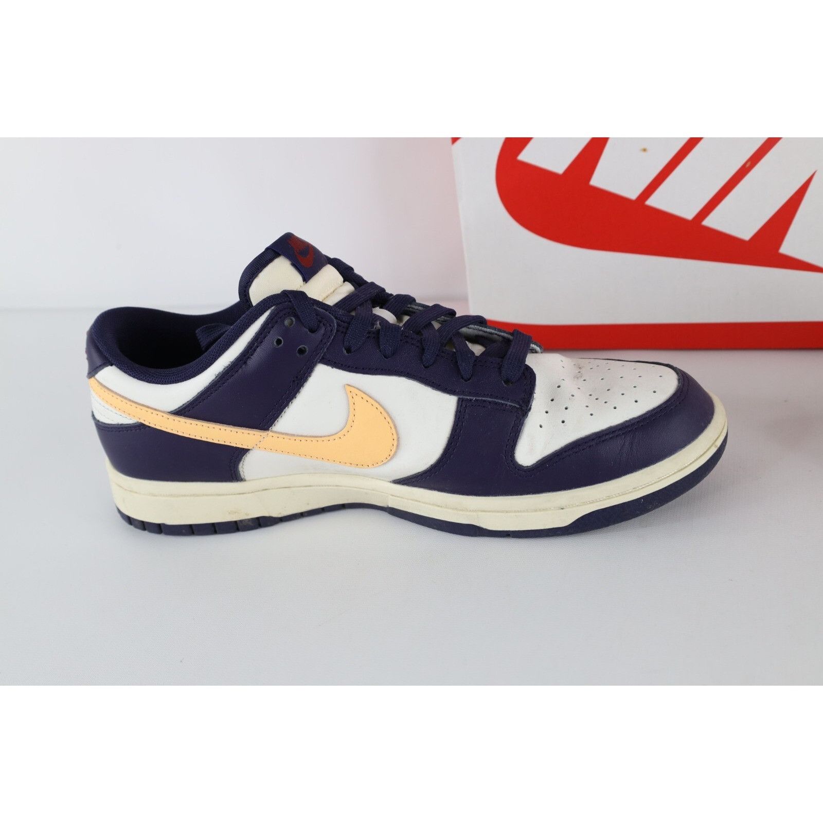 Nike Nike Dunk Low Retro From Nike To You Skateboard Shoes Size US 9 / EU 42 - 7 Thumbnail