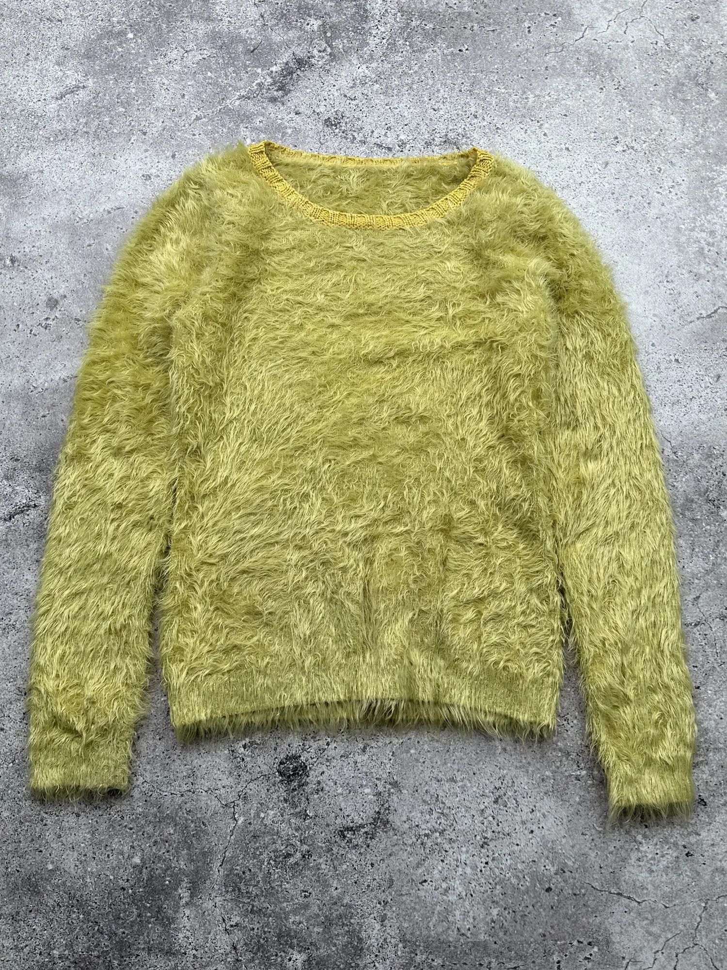 Vintage Mohair Sweater C481