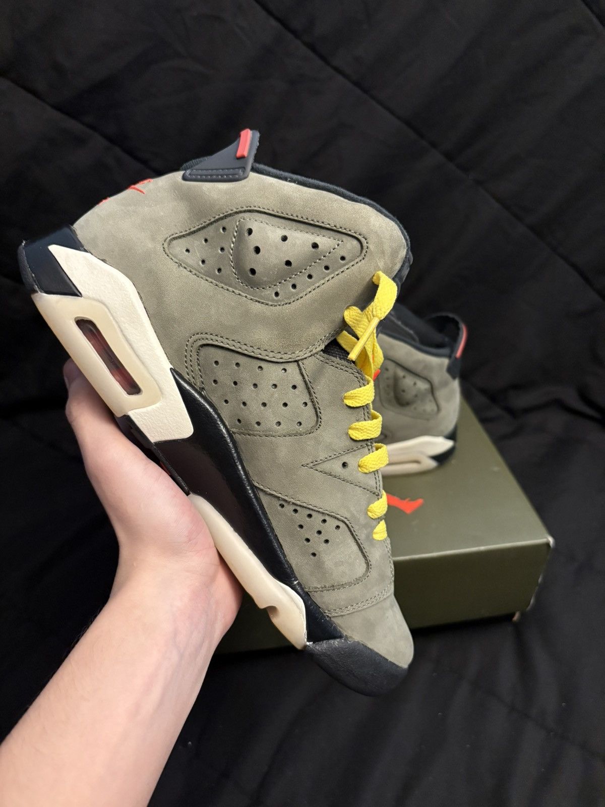 Jordan Brand × Travis Scott Jordan Brand X Travis Scott 6’s Size US 7 / EU 40 - 6 Thumbnail