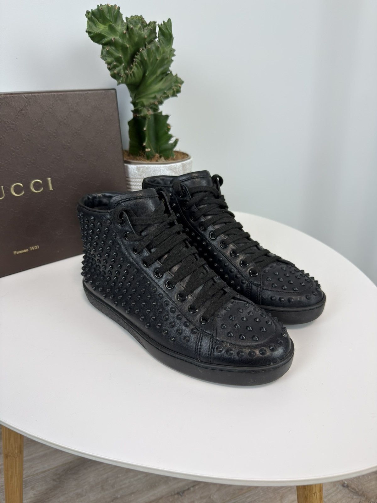 Gucci Gucci Black Leather Studded High-Top Sneakers Size US 7 / IT 37 - 2 Thumbnail