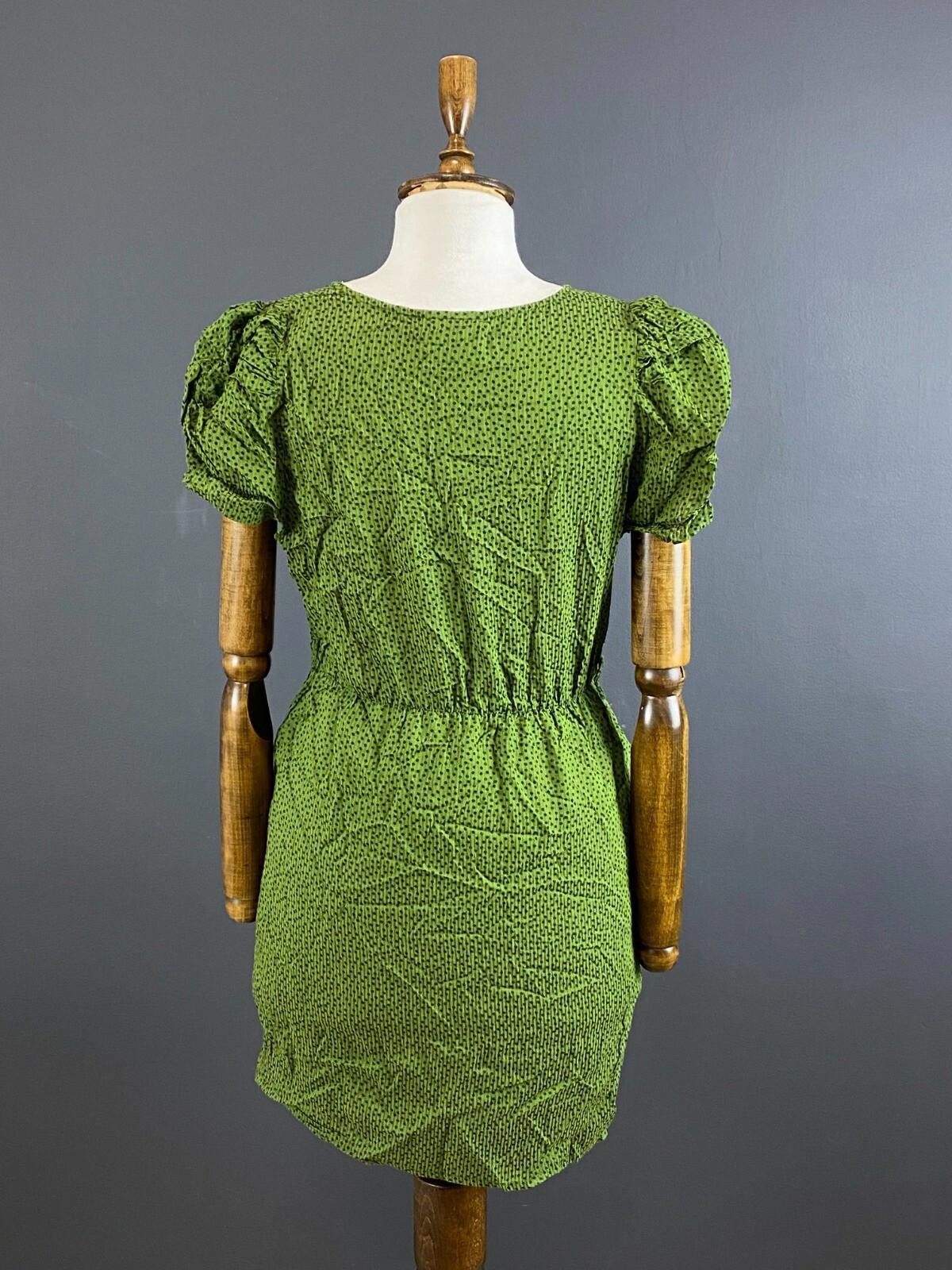 Gianni Valentino Ganni Green Dotty Short Sleeve V-Neck Peged Dress Size M Size M / US 6-8 / IT 42-44 - 7 Thumbnail