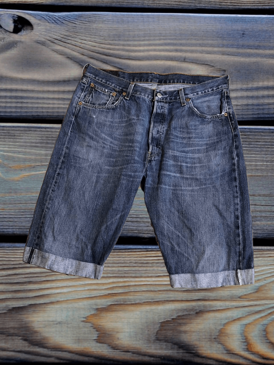 Levi's LEVI'S MEN'S COTTON LOOSE STRAIGHT DISTRESSED DENIM SHORTS Size US 36 / EU 52 - 1 Thumbnail