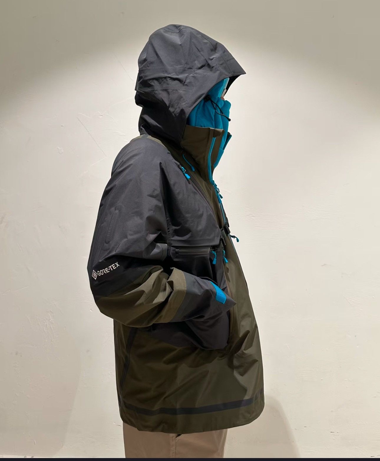 Kazuki Kuraishi × The North Face Urban Exploration KAZUKI SNOW HARDSHELL GORE-TEX® 3L JACKET Size US M / EU 48-50 / 2 - 8 Thumbnail